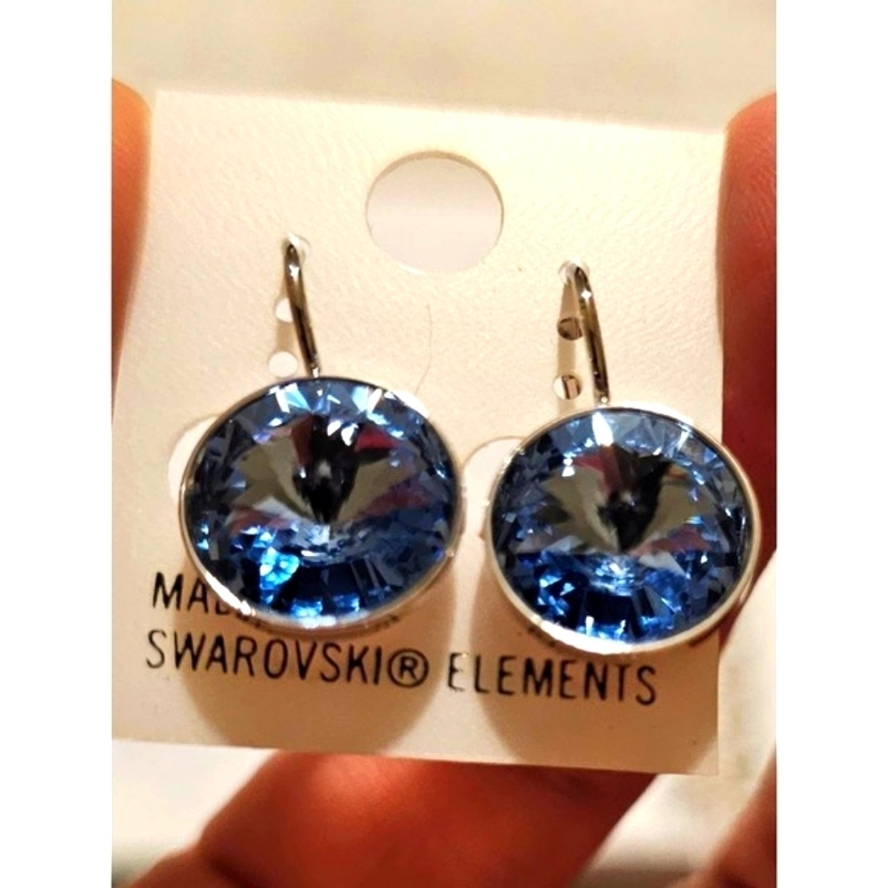 New!‎ Swarovski Element S Earrings. Baby Blue. Dangle. Party. Weddings Leverback